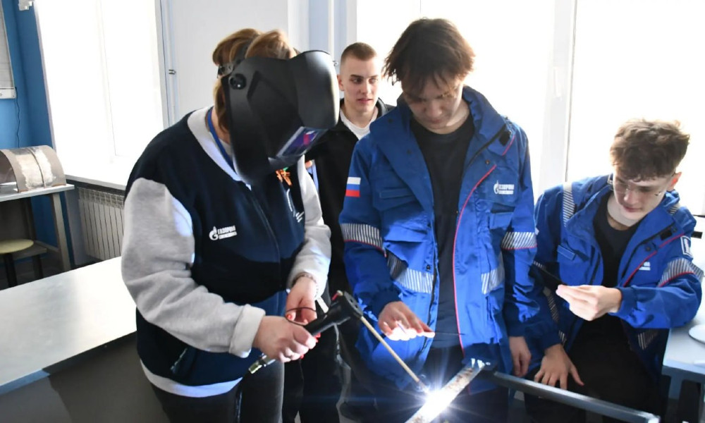 Омские колледжи приняли почти 2 тысячи гостей в День открытых дверей