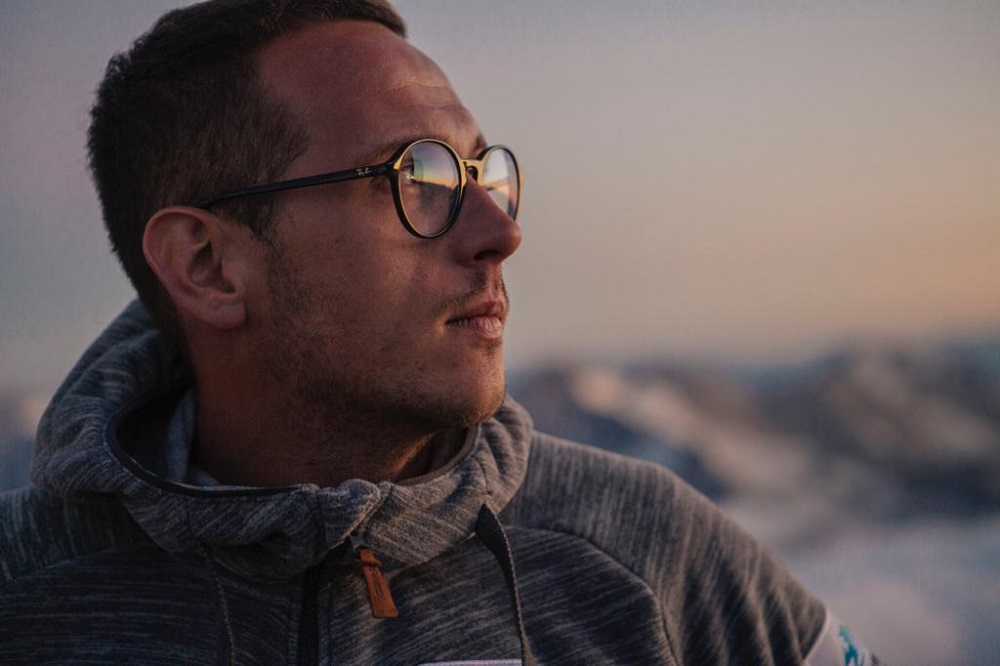 "Лидер России" из Омска рассказал, что сделал для пенсионеров и на что потратит свой миллион