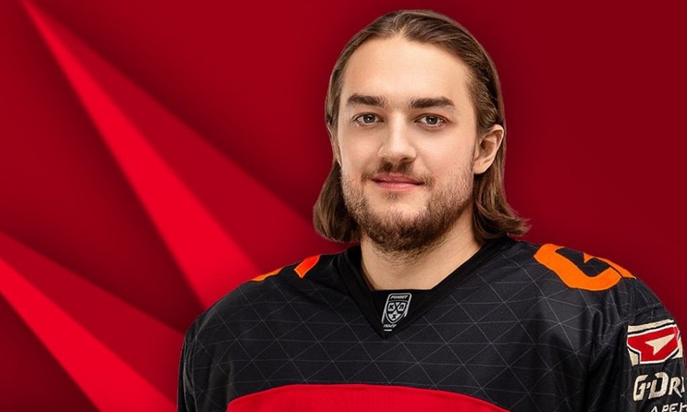 Защитник омского «Авангарда» Чмыхов перешёл в «Адмирал»