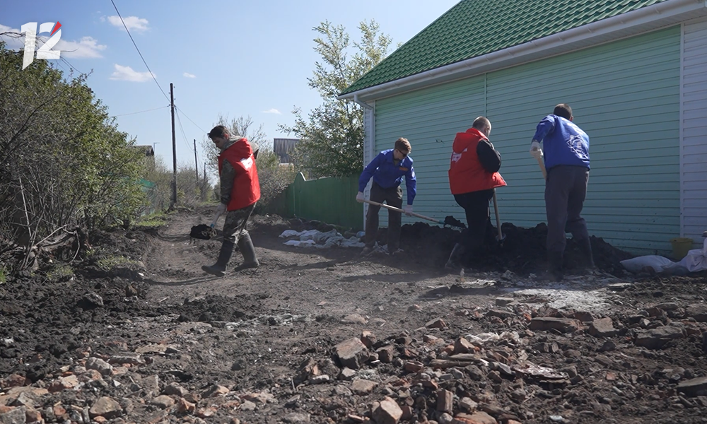 В микрорайоне Осташково к оперштабу, в который вошли разные ведомства, присоединились студенты