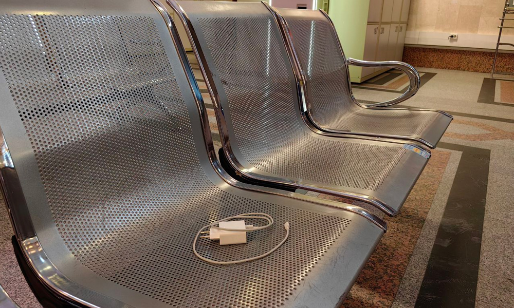 За 2025 год омские железнодорожники удвоили возврат забытых вещей пассажирам