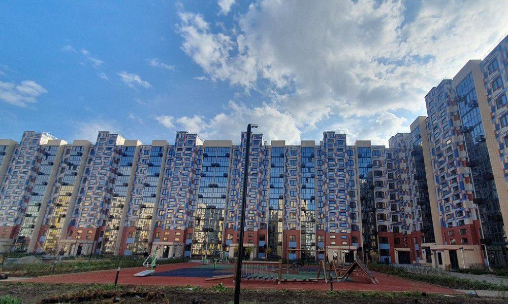 В Омске ввели в эксплуатацию новый жилой дом в микрорайоне Заозёрном