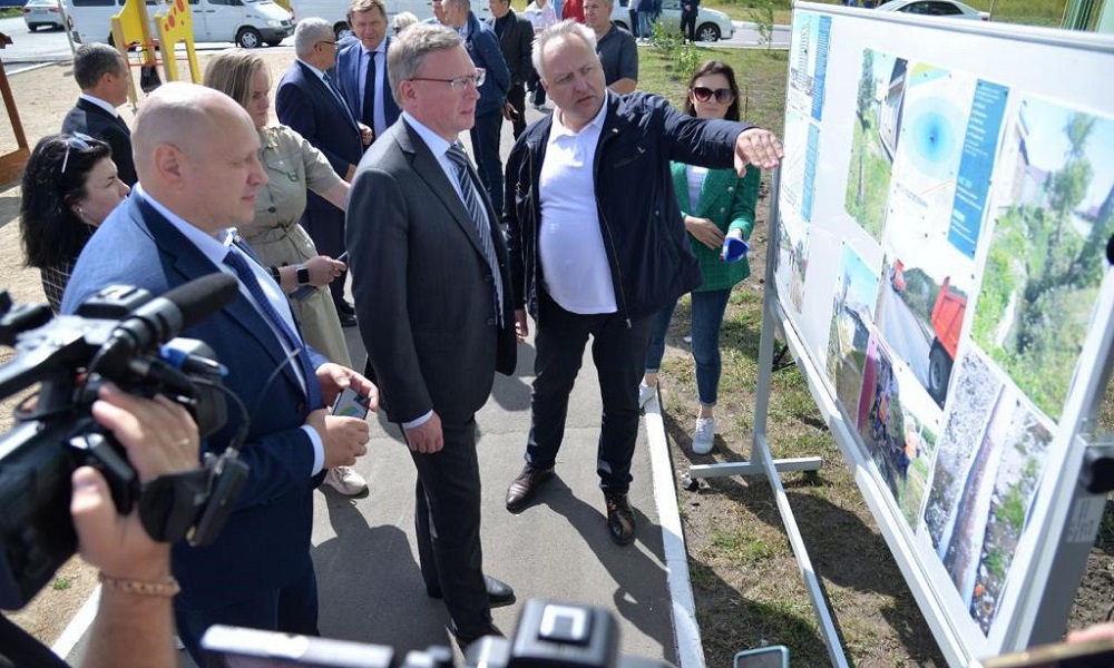 «Депутаты — связующее звено между исполнительной властью и населением»: Александр Бурков — о комплексных работах по благоустройству