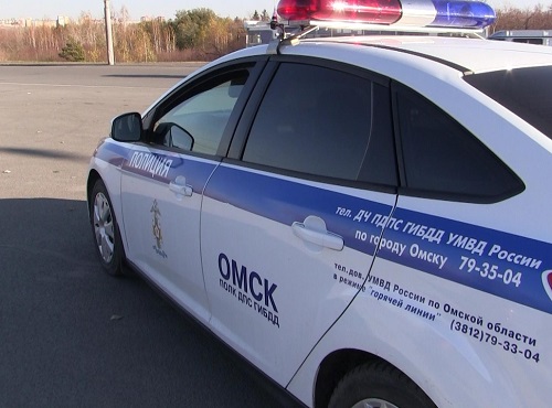 Пьяный житель Омской области врезался в автобус с 20 пассажирами