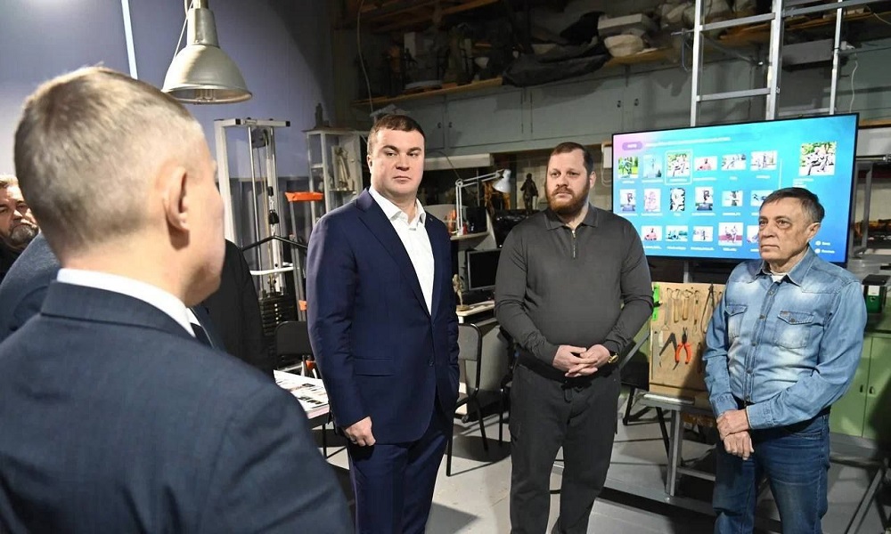 Виталий Хоценко ознакомился с проектом памятника Владимиру Высоцкому