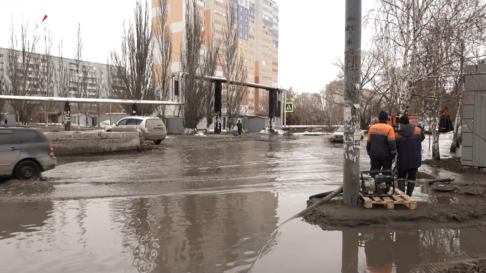 В Омской области дорожники будут круглосуточно работать на участках, где возможны подтопления