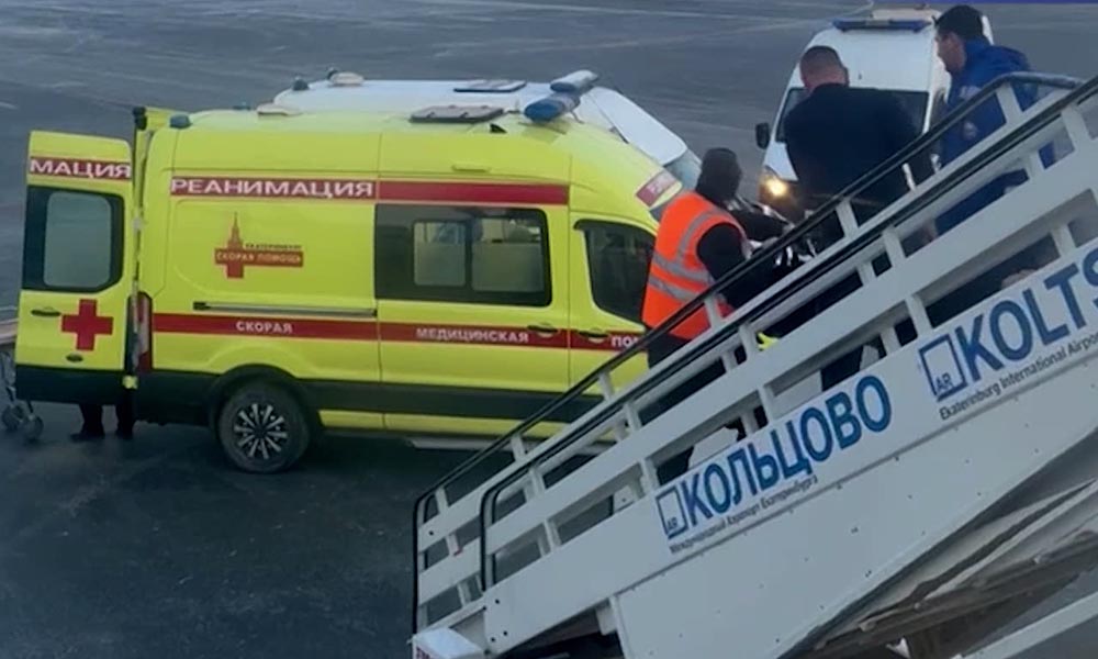 Самолёт, летевший из Омска в Москву, экстренно приземлился в Екатеринбурге