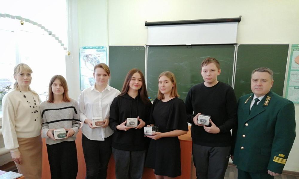 За прошлый год школьные лесничества Омской области высадили 19 тысяч деревьев 