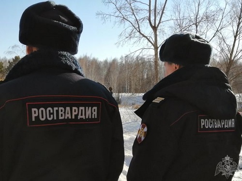 Среди омских дач нашли мужчину со свёртком "соли"