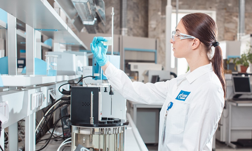 Специалисты Омского завода «Газпромнефть-СМ» выступают экспертами экзаменационных комиссий университетов и колледжей