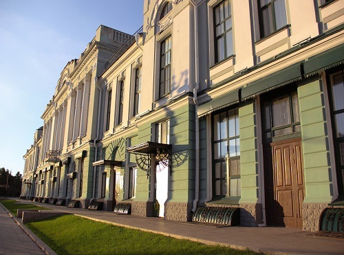 Омичей зовут позаботиться о памятниках культуры и узнать о них больше