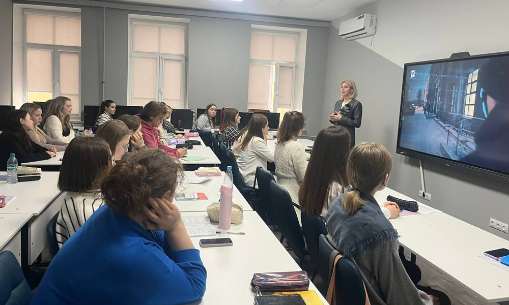 Более шести тысяч омских студентов научились распознавать финансовых мошенников