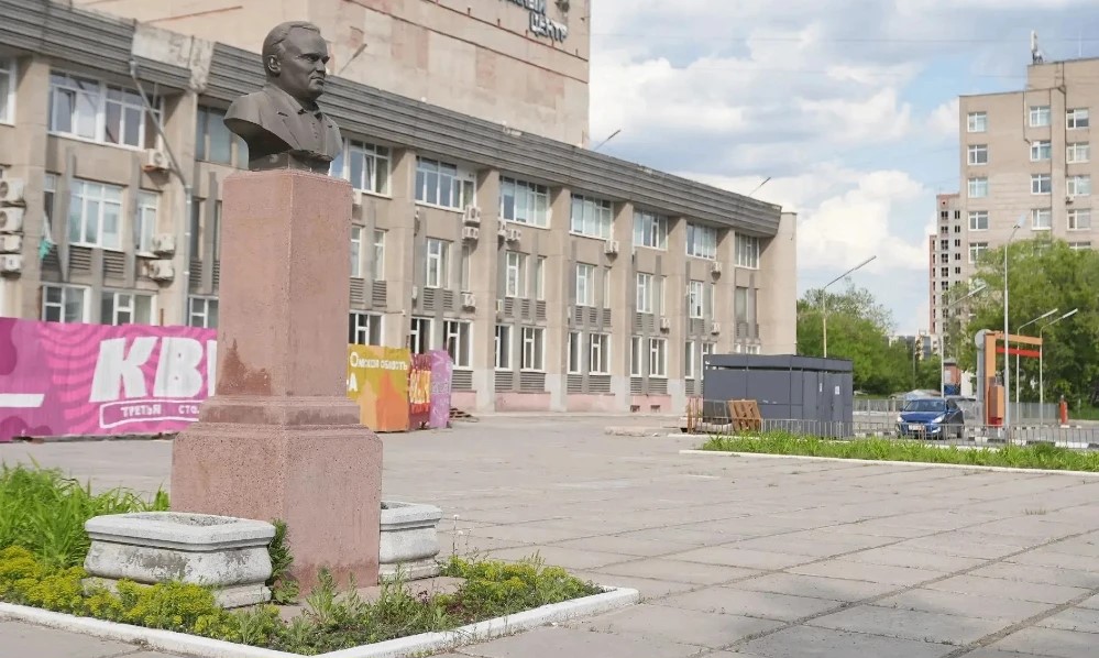 Площадь у ДК «Химик» может преобразиться: омичи голосуют за благоустройство