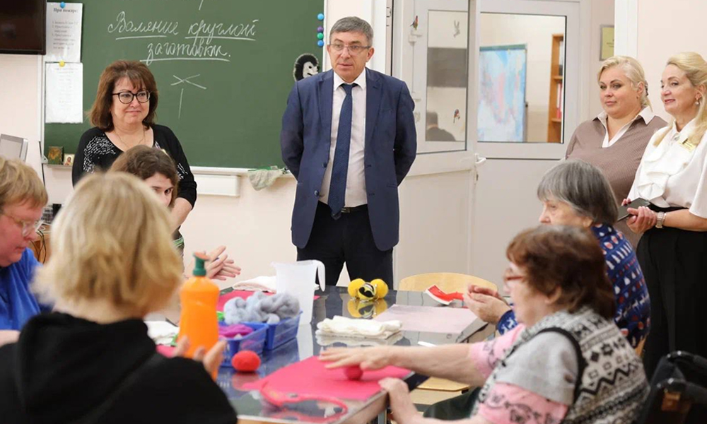 Специалисты минтруда Омской области изучают опыт реабилитации в Санкт-Петербурге