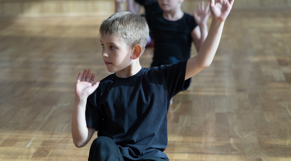 Творческие кружки и секции для юных омичей сокращают численность групп