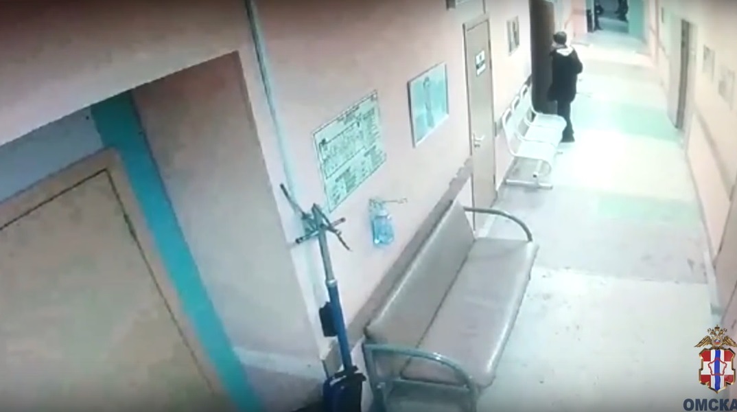 Бездомный вор-рецидивист украл деньги у медсестры КМХЦ