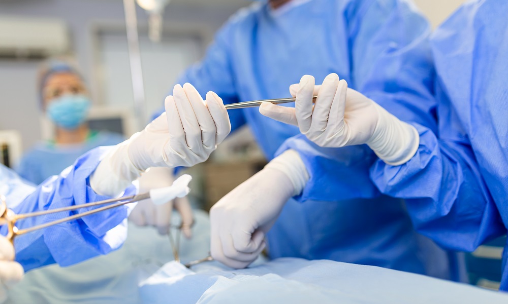 Омские хирурги удалили женщине тромб из лёгочной артерии и спасли ей жизнь