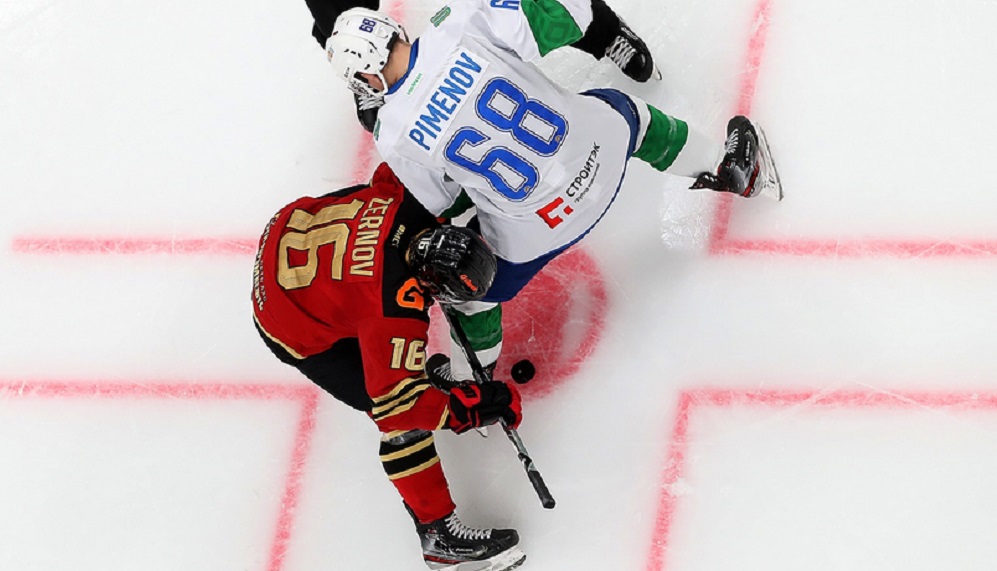 Омский "Авангард" на своём льду проиграл уфимскому "Салавату Юлаеву"