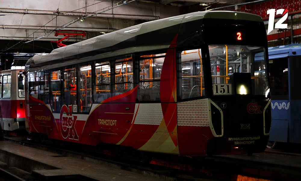 В Омске решили временно не вводить единую форму для водителей и кондукторов троллейбусов и трамваев