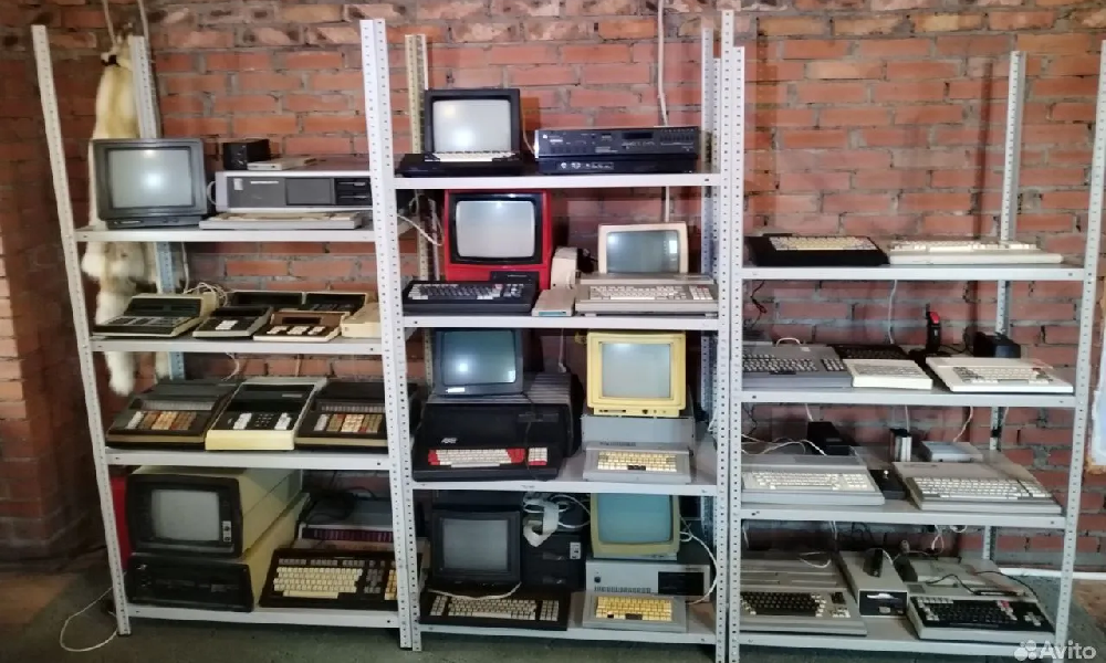 В Омске продают коллекцию ретро-компьютеров времён СССР за миллион рублей