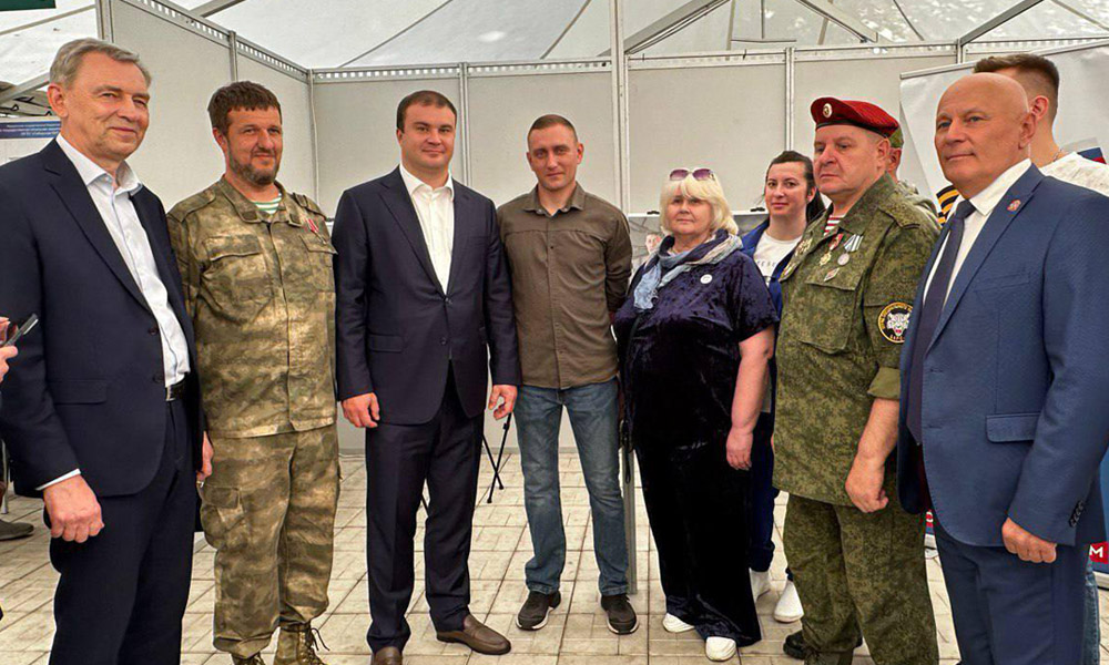 Победители программы «ПРОдвижение ГЕРОЕВ» приняли участие в открытии выставки «АгроОмск»