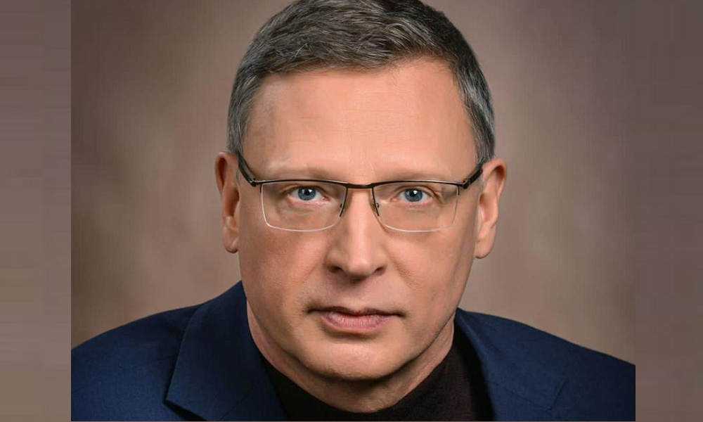 Омских мусульман, которые отмечают Ураза-Байрам, поздравил губернатор Александр Бурков