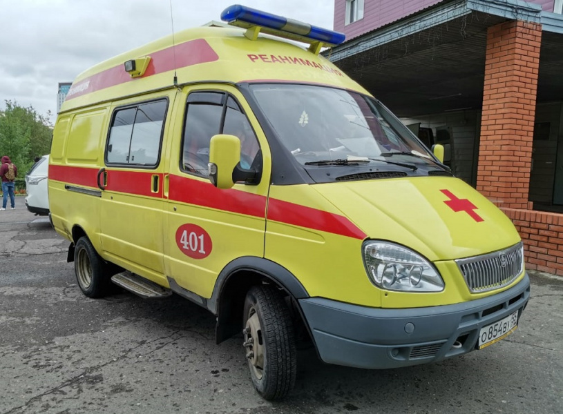 В Омске под окнами МСЧ-11 обнаружили тело пациента с COVID-19