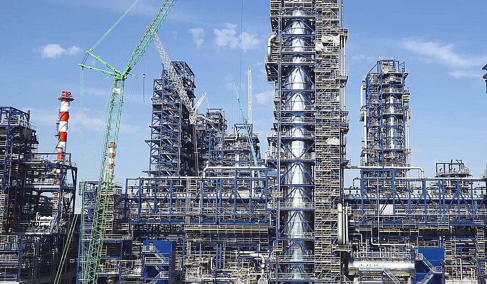 На Омском НПЗ запустят новый комплекс глубокой переработки нефти 