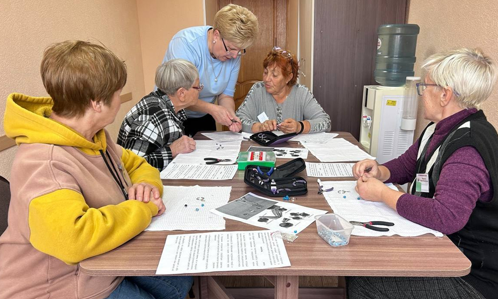 В Калачинском районе реализуют программы активного долголетия для пожилых людей