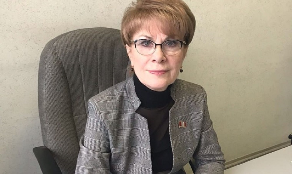 Секретарь омской Общественной палаты рассказала о поддержке материнства 