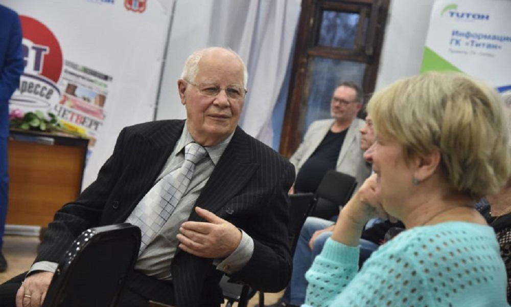 Врачи борются за жизнь известного омского журналиста Валерия Мельникова