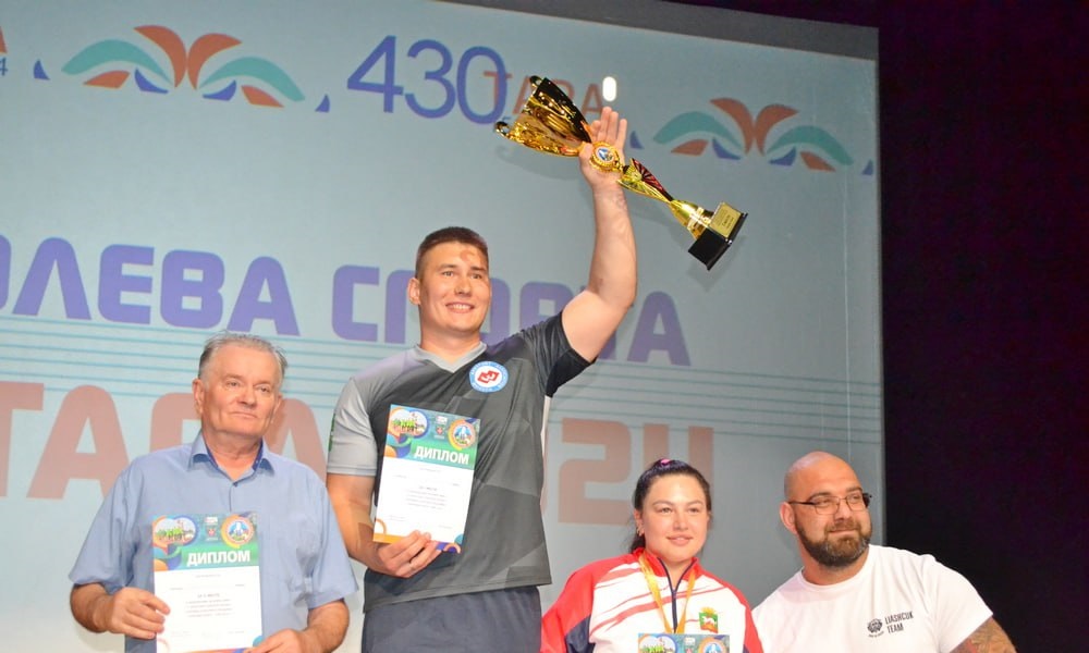 В Таре перед основным финалом «Королевы спорта» собрались представители армрестлинга