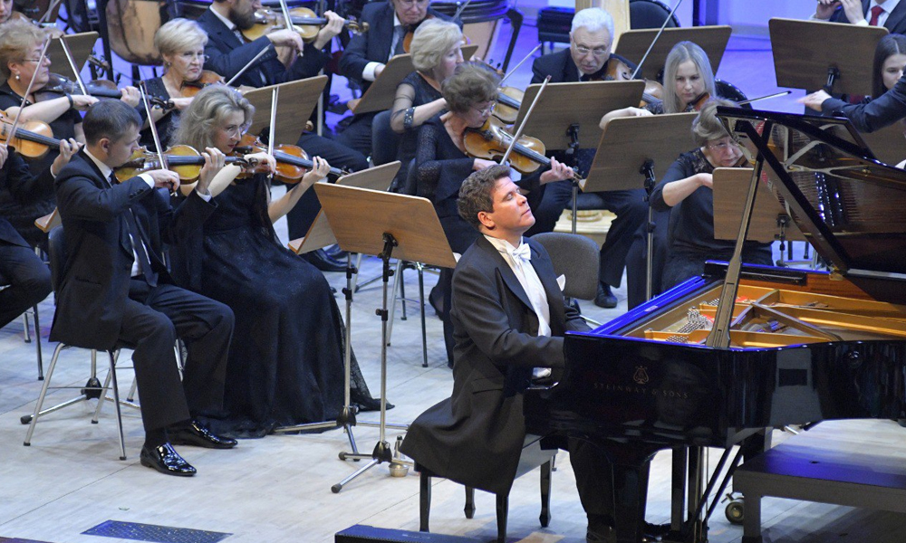 В Омской филармонии пройдёт фестиваль «Денис Мацуев представляет: диалог поколений» (12+)