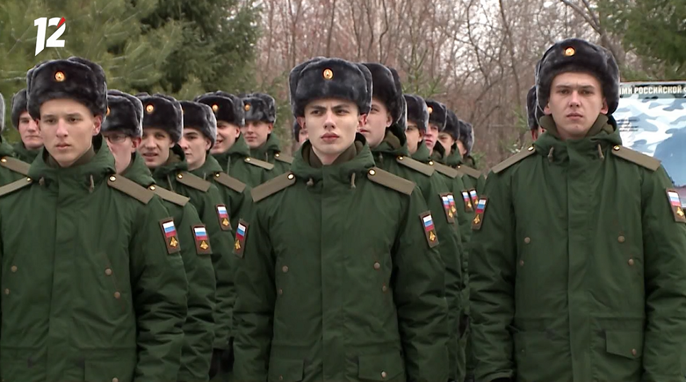 В Омской области планируют призвать в армию более 1000 человек