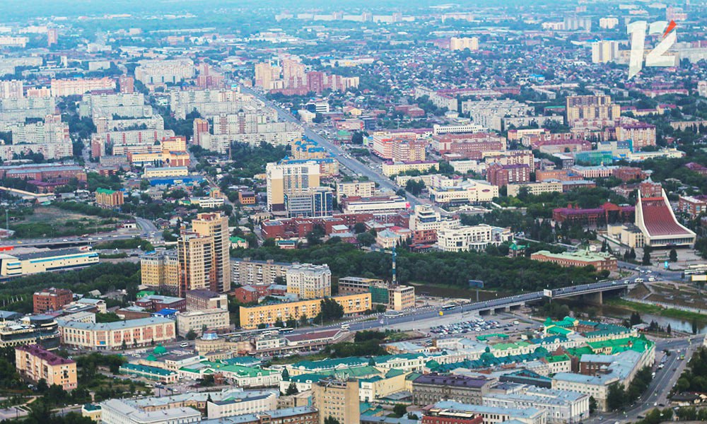 Омская область продемонстрировала впечатляющую эффективность в диалоге с федеральным центром — считает эксперт