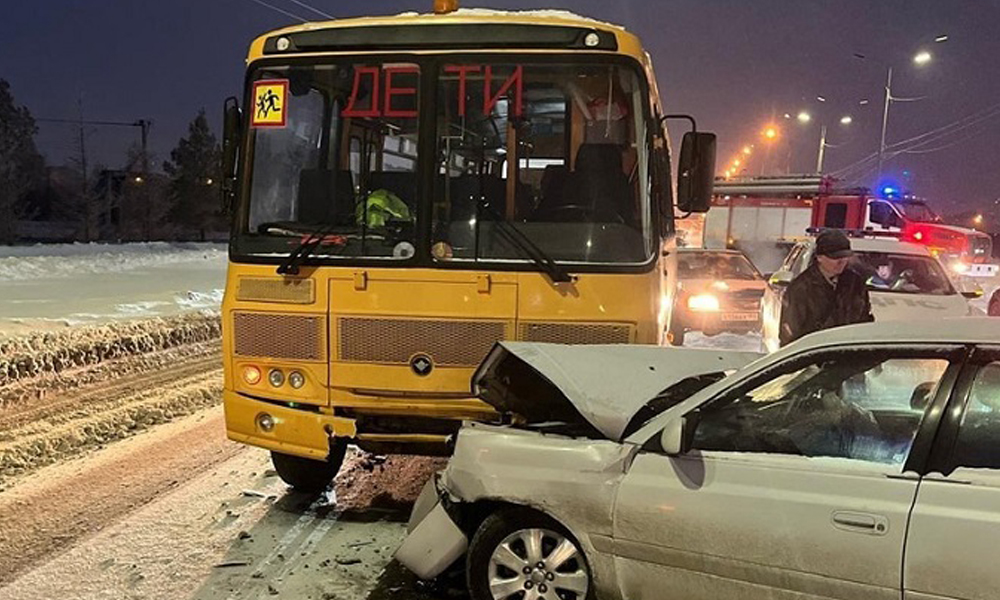 В Омске в результате ДТП трём детям потребовалась медицинская помощь