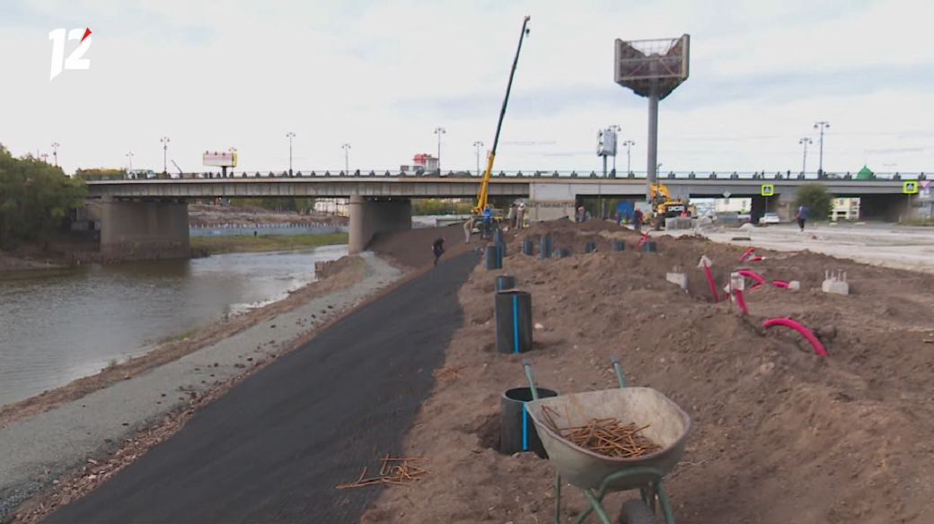 Суд рассмотрел жалобу подрядчика, ремонтировавшего набережную Оми, на претенезии Росрыболовства