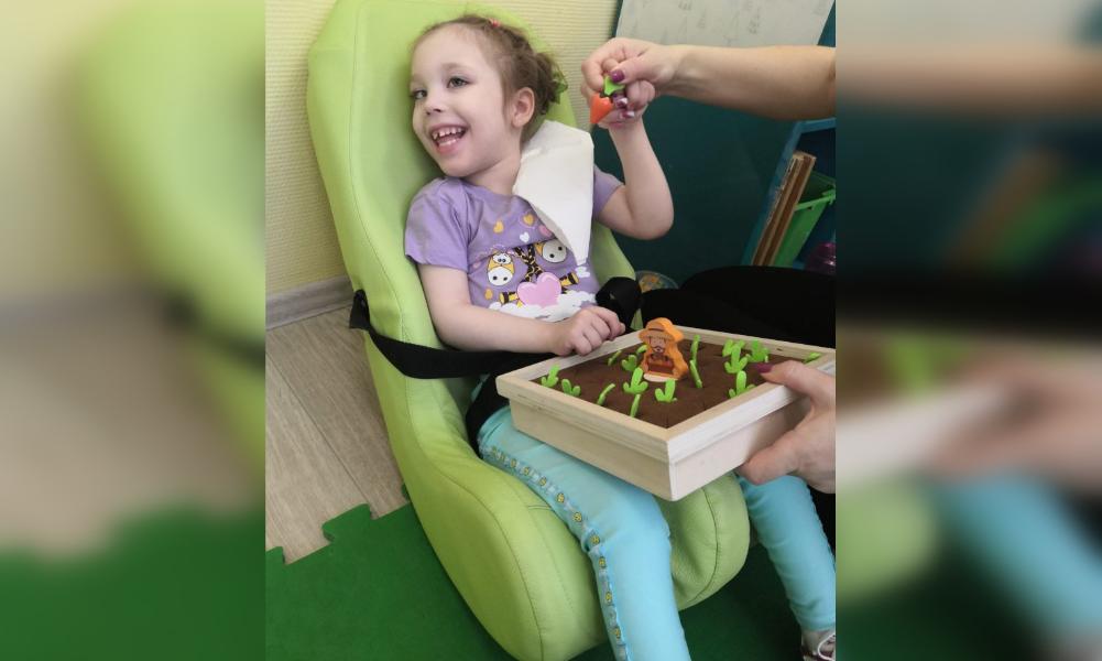 Омичей просят помочь маленькой Саше Шидловской