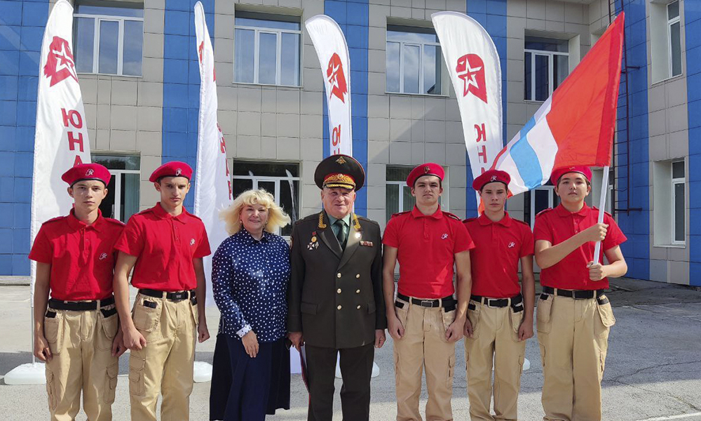 Омские юнармейцы приняли участие в военно-спортивной игре «ЮНАВИА»