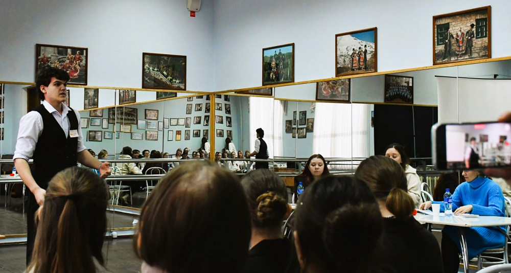 В областном слёте «Способная и талантливая молодёжь — наше будущее» приняли участие 137 человек