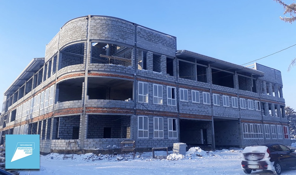 В Горьковский район Омской области пришли конструкции для строительства спорткомплекса