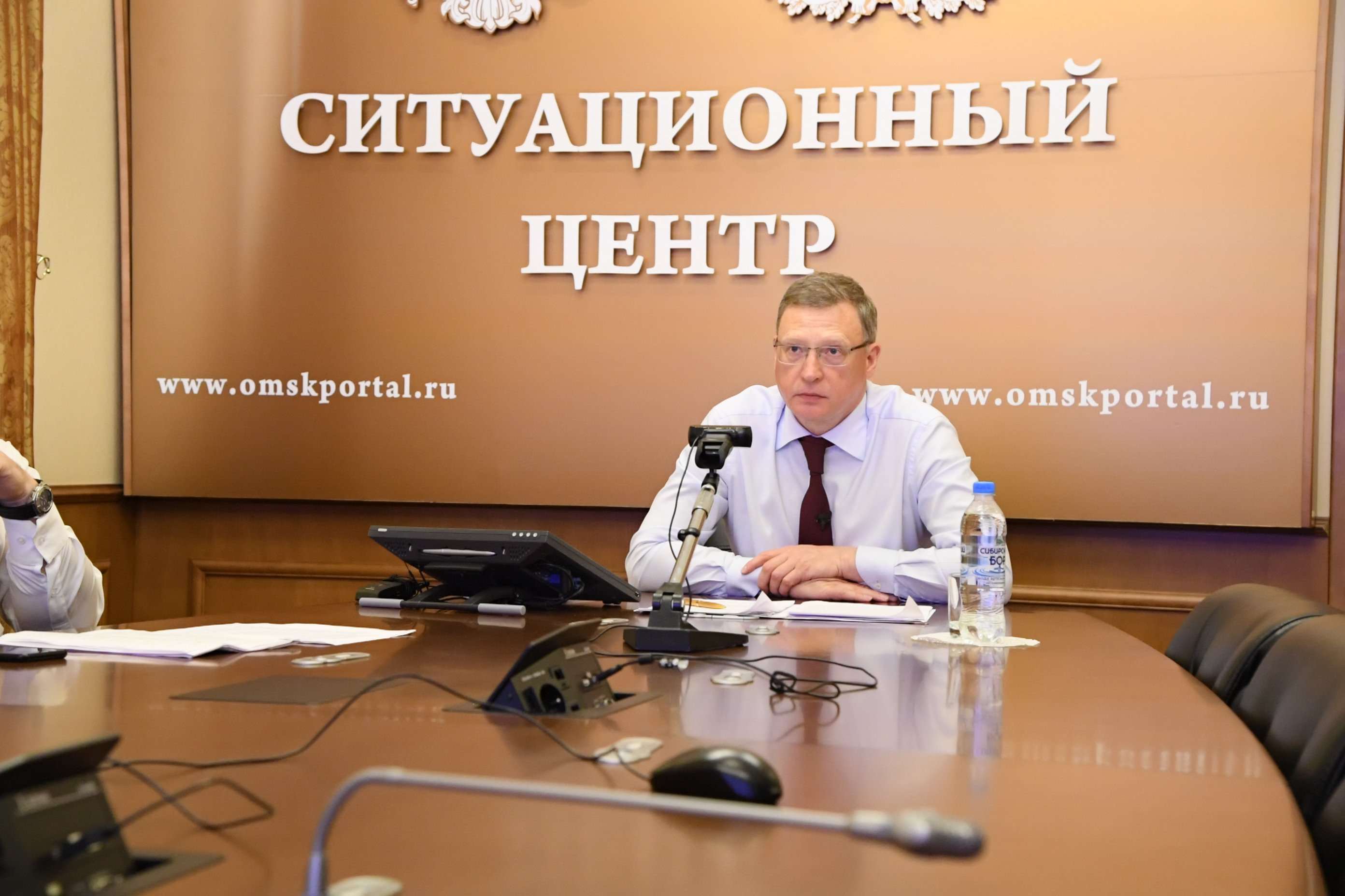 В Омский регион привезут 100 вахтовиков с COVID-19 из Якутии 