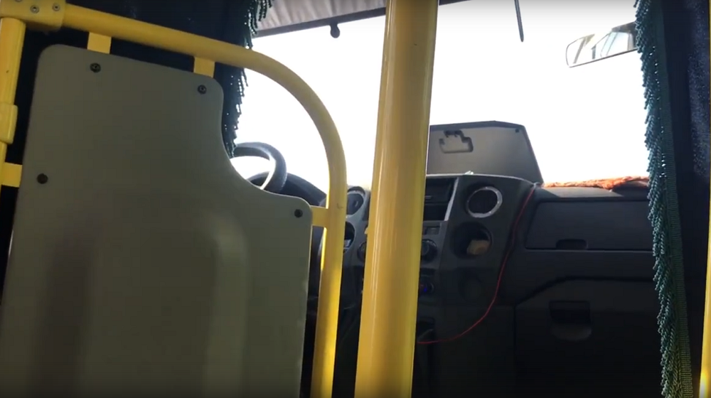 «Кишки выпущу»: омичи пожаловались на агрессивного водителя маршрутки 