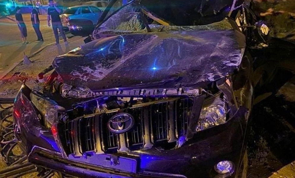 СМИ: сын полицейского из Омска устроил тройное ДТП в Астрахани 