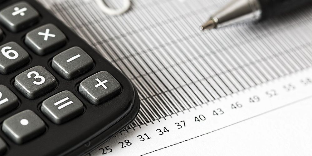 Омские социальные и медицинские работники получат ещё 558 миллионов рублей 