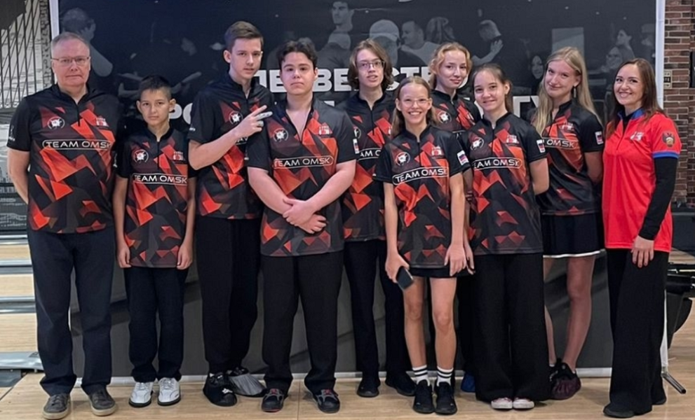 Омичи привезли десять медалей с первенства России по боулингу