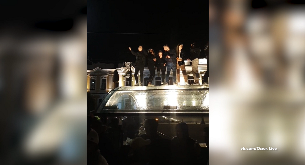 Полиция начала проверку по факту разгромной вечеринки на Любинском проспекте