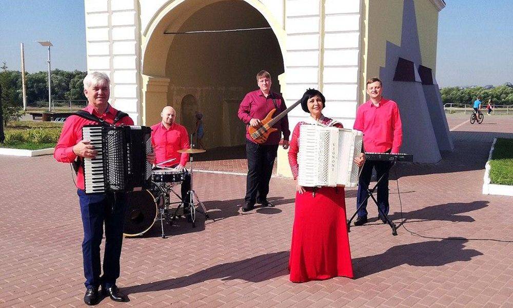 "Мюзет" ждёт омичей на открытие сезона