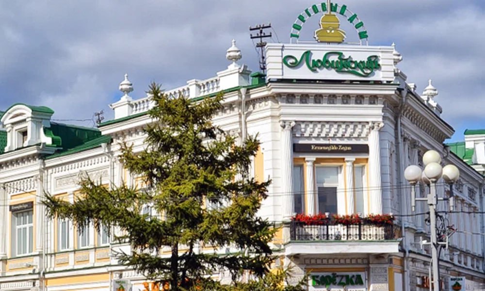 В центре Омска из-за сообщения о минировании эвакуировали торговый дом «Любинский» 