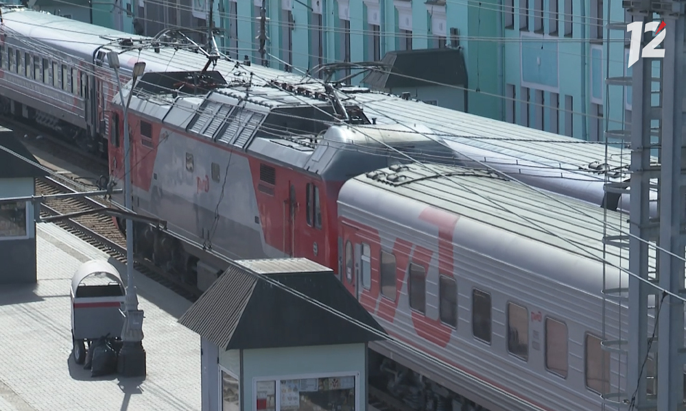 Из Омска запустили поезд до Симферополя 